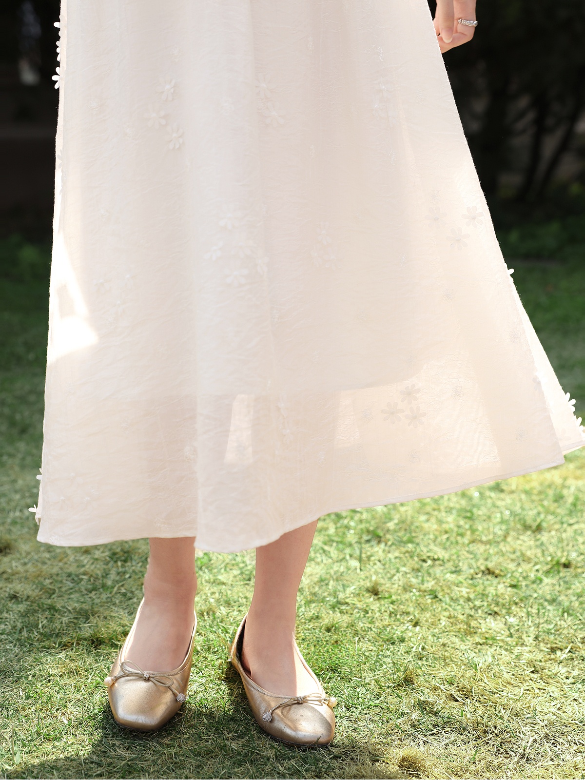Elegant Off-Shoulder White Ric - Off White Belt 评论和价格